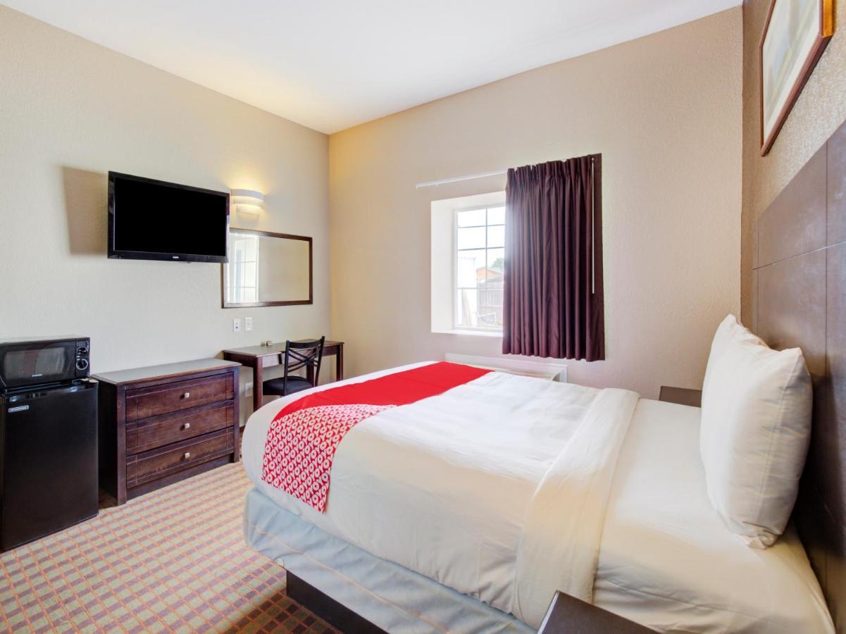 Hotel Dilley Grand Dış mekan fotoğraf